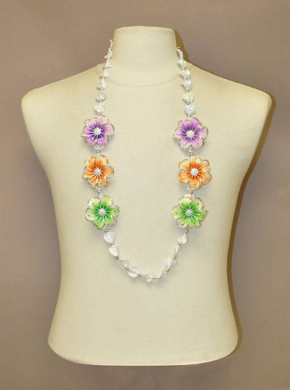 Handstrung PGG Flower and Pearl Leaf Beads- Flower Themed Mardi