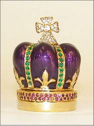 Gift Items PGG Crown Pill Box