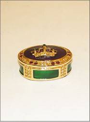 Gift Items PGG Crown Box